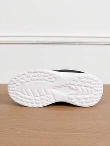 1 Pair 2025 New Style Kids' Casual Sports Shoes, Breathable Multi-Color Options, Non-Stuffy, Bouncy Soft Soles, Fashionable