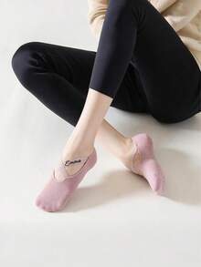 Custom Name Women's Yoga Socks, Straps Pilates Ballet Barre Socks For Women,Silicone Anti- Dance Sports Socks, Yoga Socks For Women,Non Grip Pilates Socks Suitable,Women Non- Yoga Socks With Rubber Grips, Women's Yoga Socks - Silicone Anti, Soft, Comfortable For Fitness, Pilates, Dancing, Indoor Sports,Ballet,Plasticity,Dance,Home,Training,Workout, Barre,Dance Pilates Gifts - Multicolor - View 2