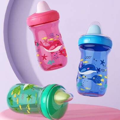 Cốc tập uống cho bé bằng chất liệu PP dung tích lớn, có ống hút mềm, thiết kế chống rò rỉ và chống rơi vỡ, phù hợp cho trẻ sơ sinh và trẻ nhỏ.