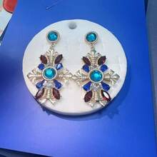 1 par de pendientes de resina cristal rojo y azul, piedra preciosa blanca, coloridos, lujosos, de nicho, de alta gama, vintage - Largo - Ver 3