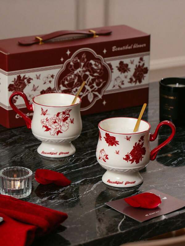 1 كوب سيراميك أنيق بنمط وردي زهري سعة 350 مل (يأتي مع ملعقة تقليب ذهبية واحدة)، كوب سيراميك أحمر وأبيض بتفاصيل زهرة البيونية، مناسب للشرب اليومي وتذوق القهوة والأعراس وديكور المنزل