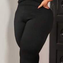 Calça Legging Plus Size Canelada Confortável e Moderna Casual e Elegante Academia Básica e Versátil - Preto - Visão 3