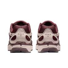 Women's W NIKE Casual Low-Top Sneakers IM5237-600 - Red - View 4