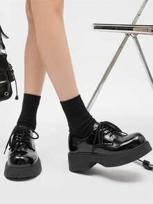 Casual Leather Shoes For Teenagers, New Thick Sole Derby Shoes, Couple's Brogues, British Style Patent Leather Round Toe Shoes, Autumn