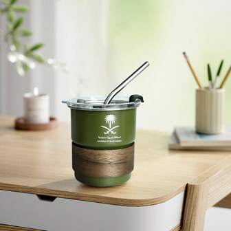 1 pieza Taza de café de 500ml con emblema nacional de Arabia Saudita, taza de acero inoxidable para cerveza con tapa para camping al aire libre, taza de café, regalo de cumpleaños