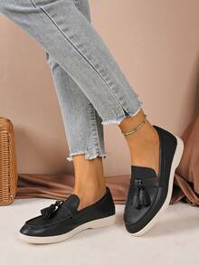 Mocasines planos para mujer, con decoración de borlas, zapatos de otoño, zapatos negros, zapatos marrones, mocasines casuales slip-on para primavera y otoño, zapatos de oficina de bajo empeine para uso diario