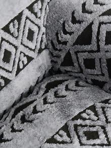 1pc Striped Sofa Cover, Thick Plush Pet-Proof High-End Full Sofa Slipcover