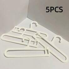 11/10 piezas Juego de mini perchas para Labubu, Estante de ropa para muñecas de 17 cm con ensamblaje modular, Mueble de casa de muñecas de plástico blanco Kawaii, Organizador de ropa mini para estante de ropa de muñecas - Para armario de BJD/muñecas, Accesorios de fotografía de juguetes, Exhibición de cosplay, Decoración de habitación Kawaii, Regalo de cumpleaños para coleccionistas