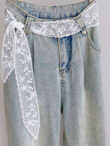 1pc Women's Lace Belt, Versatile Denim Accessory, Can Be Used As Scarf Or Waist Belt, Fashion Long Scarf Belt, Floral Lace Trim Scarf, Lace Headband Neck Scarf, Lightweight Embroidered Lace Scarf, Elegant Lace Waist Decor, Women Accessory