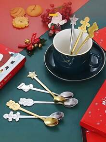 4 Piezas de Cucharitas de Acero Inoxidable con Temática Navideña y de Vacaciones - Mini Cucharitas para Té, Aptas para Café, Té, Postres, Helado - Opción Perfecta para el Hogar, Restaurante, Food Truck, Cafetería - Ideal para Navidad, Año Nuevo