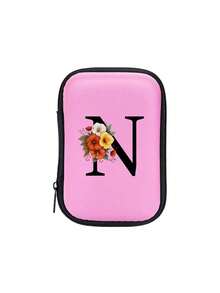 Sac organisateur en EVA rose avec initiales A-Z, sac de rangement pour câbles de données + ligne de données USB, étui de rangement pour câbles électroniques, chargeurs, écouteurs, porte-écouteurs pour festival de musique, accessoires tech de voyage pratiques, étui zippé de rangement, répondant à vos besoins de stockage quotidiens. Peut être utilisé pour le transport, le travail, l'école, le stockage en dortoir