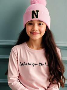 1 Stück Kinder gestrickte Mütze mit A-Z Buchstaben Muster, Mädchen Jungen warme gestrickte Beanie, geeignet für den Außenbereich, Alltagsgebrauch im Herbst und Winter