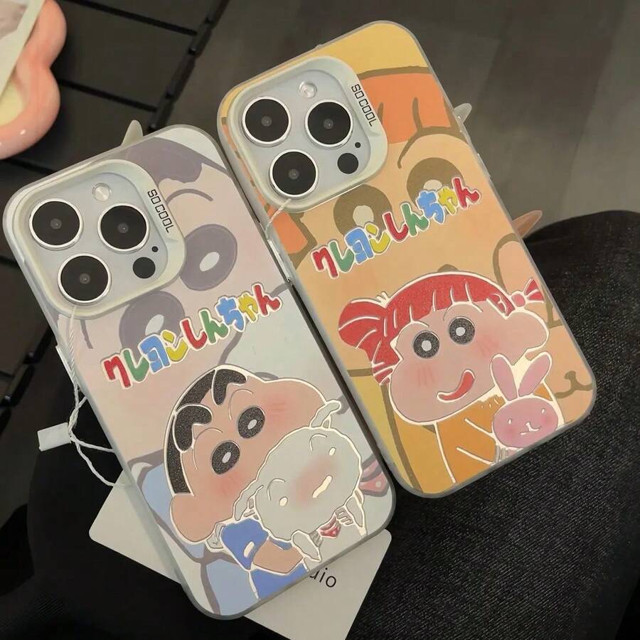 Crayon Shin-chan Nini Compatible con Funda de Teléfono Apple 15 Pro Max 14 Plata 13 Pareja 16 Plus Dura - Negro - Ver 1