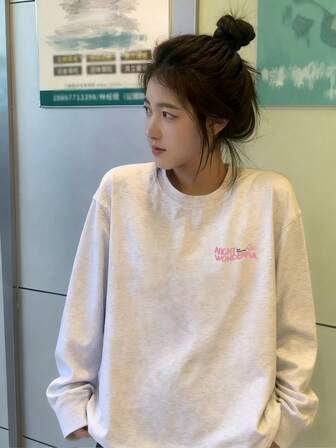 Autumn/Winter New Petite Women Long Sleeve T-Shirt, Pink English Print Casual Crew Neck Top, Versatile For Layering