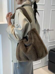 Fluffy Tote Bag Winter Fuzzy Purses For Women Faux Fur Purse Soft Furry Handbag Plush Crossbody Bags