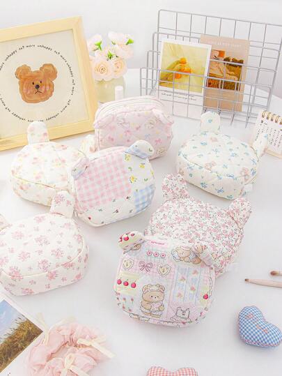 1 件装可爱熊耳装饰零钱包，花卉蝴蝶结图案，卫生巾收纳袋，可爱卡通印花口红袋，泡沫绗缝蓝牙耳机袋，少女化妆包，耳朵造型迷你异形零钱包，柔软布料卡片收纳袋，带拉链钥匙包，可爱化妆品收纳袋，实用小物件收纳袋，女士配饰袋，婚礼伴娘礼物，女儿礼物，生日礼物，圣诞礼物，儿童节礼物，家居装饰，少女挚爱