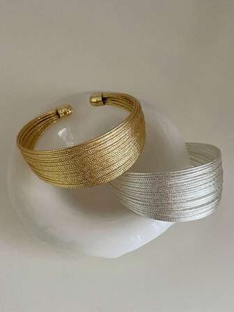 1pc Exaggerated Hollow Openwork Multilayer Textured Bracelet, Luxurious Craftsmanship, Vintage Artistic Style