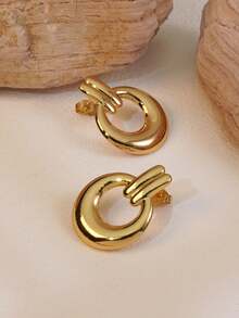 1 Pair Minimalist Fashion Geometric Hollow Stainless Steel Stud Earrings, Suitable For Women's Daily Wear And Party Occasions