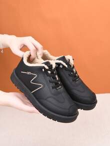 女士冬季保暖内衬休闲防水防滑妈妈靴