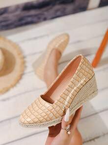 2025 New Plaid Sexy High Heels, Fashionable Hollow-Out Stone Texture Patent Leather Vacation Shoes - Apricot - View 3