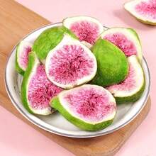 一套110克/210克/310克蜡烛制作套装，包含茉莉花、薰衣草、玫瑰花瓣、红梅花、玫瑰花瓣、彩色菊花干花，适用于手工皂、装饰花卉、鲜花装饰、蜡烛干花、人造花卉装饰、干花植物、足浴、全身浴、水疗、浪漫婚礼、五彩纸屑、家居香氛、沐浴、香皂蜡烛制作、派对婚礼装饰、DIY工艺材料装饰、真正的干红玫瑰花瓣、蜡烛装饰等等。 - 蠟燭製作套件(1件) - 查看 20