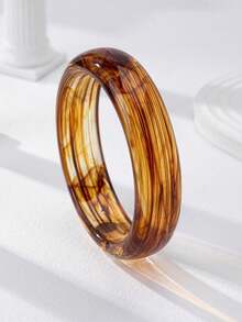 1 Pc America European Resin Cuff Bangle , Women Fashionable Fall Season Tortoise Color Acrylic Bracelets Set , Stacked Arm Bands , Minimalist Design Jewelry Suitable For Daily Wear