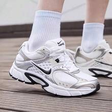 Nike 男鞋V5 RNR運動鞋訓練跑步鞋 - 白色/灰色 - 查看 10