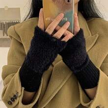 柔软冬季半指手套女式温暖奢华纯白色毛绒针织无指手套腕手套书写、暖手，适合写作、骑自行车、滑雪以及赠送圣诞节和感恩节礼物给家人和朋友