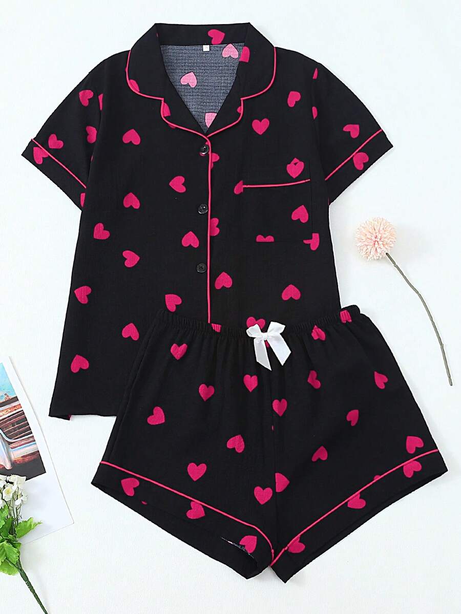 Bộ đồ ngủ nữ tay ngắn và quần short in hình trái tim, chất liệu nhăn nhẹ. - Màu Đỏ Sâu - Xem 1