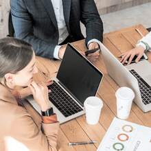 Cyan Phoenix [1 peça] Protetor de tela de privacidade para MacBook, acessórios para jogos de monitor, presentes de Natal, compatível com MacBook Pro/Air 13,3 polegadas/13,6 polegadas/14,2 polegadas/15,3 polegadas/16,2 polegadas - Película fosca antirreflexo antiespião removível e reutilizável, fácil de instalar, design adequado para viagens