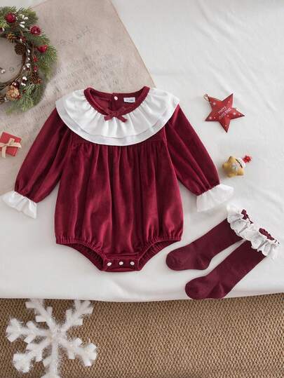 3pcs Set Includes A Stylish And Adorable Color-Blocked Plush Baby Bodysuit With A Lapel Trim And Two Lace-Trimmed Stockings. Soft And Comfortable, This Christmas-Themed Outfit Is Perfect As A Christmas Gift, For Christmas Parties, As A Baby Girl's Christmas Dress, Christmas Decoration, Or As A Thickened Autumn/Winter Outfit.