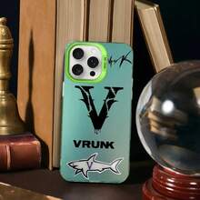 Custodia per telefono di stile V-VrunkS, compatibile con 16, 15, 14, 13, 12, 11 Pro Max, in finitura opaca bianca con effetto metallico laser aurora. Custodia compatibile con 17 Pro, 17 Pro Max, 17, 16 Pro.