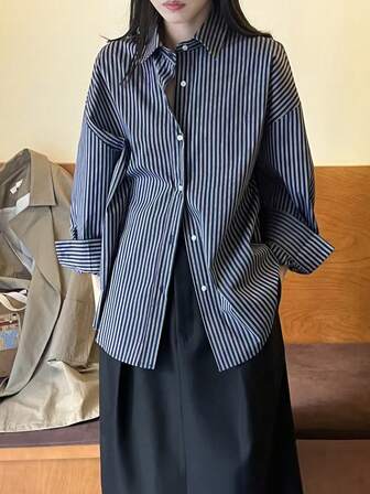 Gestreiftes Kontrast-Farbiges Hemd mit Knopfleiste und Langarm für das Büro