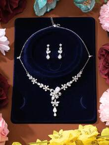 3 Pcs Luxurious Floral Crystal Zirconia Necklace With Matching Drop Earrings For Wedding Party Prom​, ​​Bridal & Evening Gala Jewelry Set, Sparkling Elegant Jewelry Gift For Anniversary, Date Night, Red Carpet