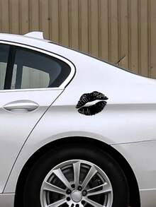 2 piezas Pegatina plana y creativa con diseño de labios de beso para decoración de carrocería de automóvil - Diseño de labios rojos sexy y elegante, calcomanía resistente al clima para ventanas y carrocería para personalización de automóviles | Accesorio decorativo audaz | Patrón de labios rojos vibrante y lindo, apto para parachoques, ventanas triangulares, ventanas laterales, cubiertas de automóviles, cascos de motocicleta, lados del tanque de combustible, película autoadhesiva resistente a los arañazos y al agua, adecuada para automóviles, motocicletas y SUV