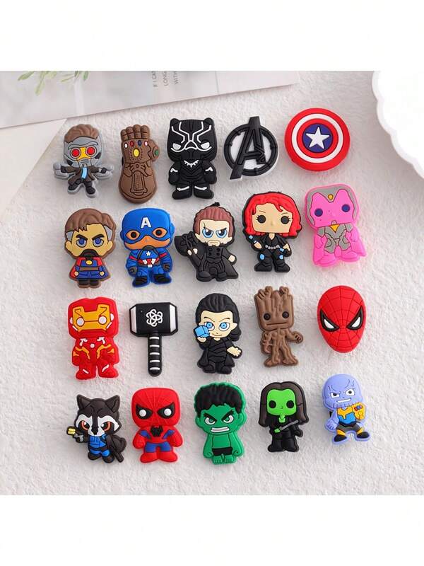Marvel 20 pezzi Set di charm per scarpe della serie Marvel Universe, decorazioni in PVC per scarpe, borse da spiaggia e accessori, idea regalo per compleanni, Natale, San Valentino, Ognissanti e feste