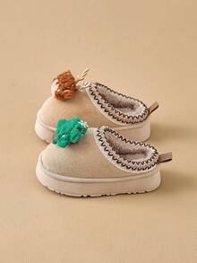 新款秋冬圣诞儿童拖鞋，男童女童可爱圣诞老人图案毛绒时尚家居鞋，男童保暖鞋，幼儿/大童卧室拖鞋 - 米色 - 查看 5