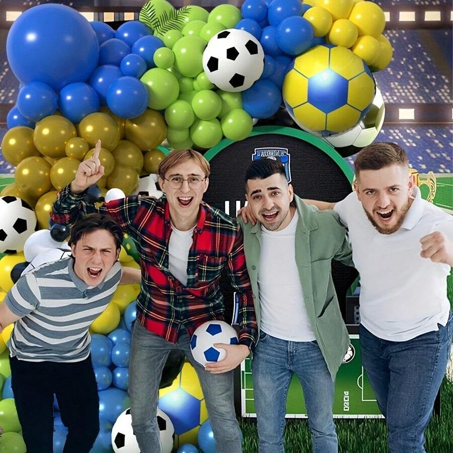 Juego de globos con tema de fútbol, con esquema de color clásico dorado y azul, adecuado para fiesta de cumpleaños con tema de fútbol, aniversario, fiesta de graduación, decoración para ver partidos de fútbol, decoración para eventos de fans, sin necesidad de energía. Aplicable para cumpleaños, fiesta, baby shower, aniversario, carnaval, Año Nuevo, fondo, fotografía, hogar, revelación de género, bautizo, reunión, jardín, decoración del patio, todas las estaciones
