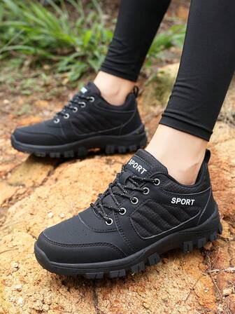 Nya stora utomhussportskor för kvinnor, halkfria och slitstarka vandringsskor för kvinnor, andningsbara sportskor i mesh för kvinnor, vandringsskor för kvinnor, arbetsskor för kvinnor, svarta vandringsskor för kvinnor, unisex reseskor, säkerhetsskor för kvinnor, utomhussportskor för män, halkfria och slitstarka vandringsskor för män, säkerhetsskor för män, andningsbara klätterskor i mesh för män