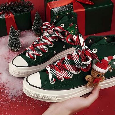 زوج من أربطة الأحذية المسطحة العريضة المحبوكة متعددة الألوان لعيد الميلاد، أربطة أحذية بشكل رنة عيد الميلاد، ديكورات عيد الميلاد، أربطة أحذية مبتكرة وشخصية لهدايا الخريف والشتاء، أربطة أحذية كاجوال متعددة الاستخدامات، أربطة أحذية رياضية