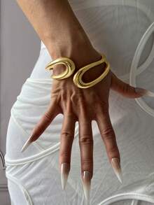 3pcs Luxury Smooth Bangle Bracelet, Gold Water Droplet And Chunky Bracelet Set, Wide Bracelet,For Work, Daily,Party, Banquet, Ball Decor,Vintage And Unique Bracelets For Women's