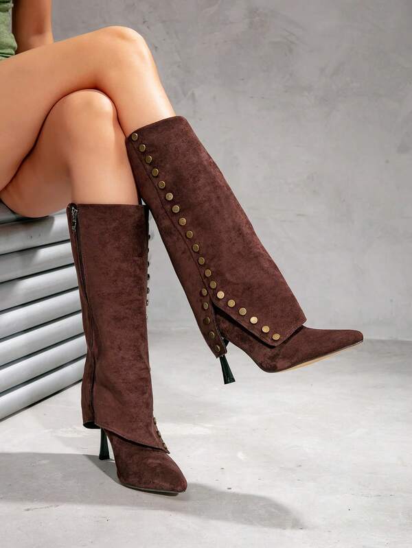 بوت نسائية عالية الساق بطراز بني قديم مزين بالزنابير، بوت ذات رؤوس مدببة وكعب رفيع عصرية، بوت ركوب مرنة وشخصية مناسبة للخريف والشتاء