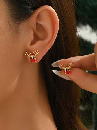 1 Pair Fashionable Minimalist Creative Cute Tiny Christmas Deer Stud Earrings, Suitable For Daily Wear For Women