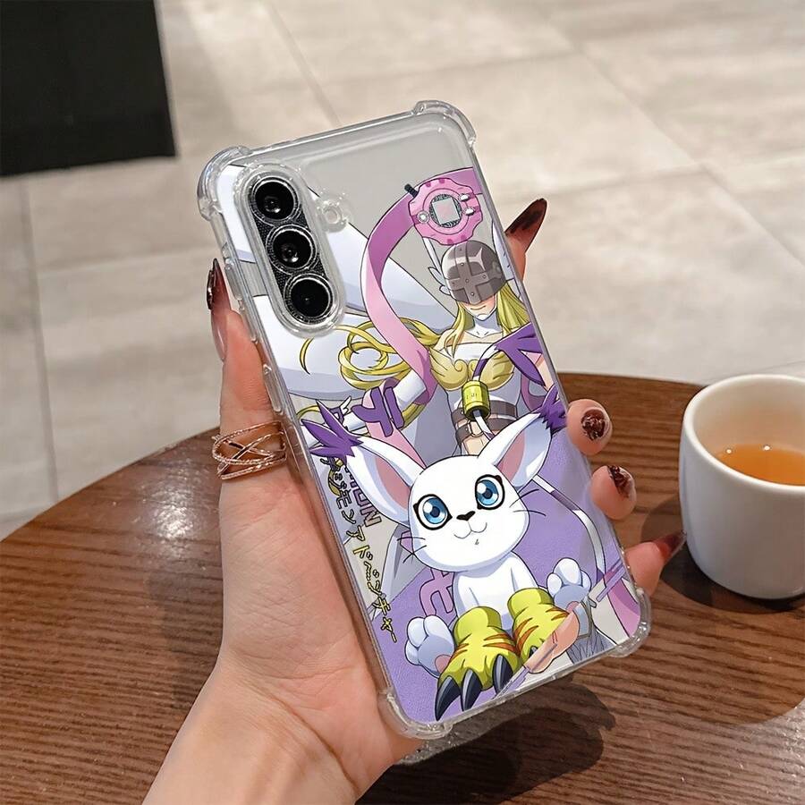 Este un estuche de teléfono suave y transparente que presenta espíritus digitales de anime japonés, compatible con modelos de como A56, A26, A36, A55, A35, A06, A16, A05, A14, A24, A34, A54, A15, A05S, A25, A23, A33, A53 y A73, diseñado para ser resistente a los golpes. - transparente - Ver 1