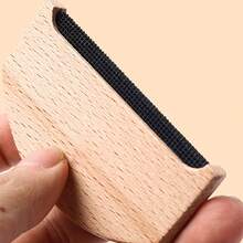 羊毛和羊绒梳、手动便携式毛衣梳、起毛器、木制起毛器、羊毛织物去除器、服装刷工具、服装针织品、羊绒羊毛大衣剃须刀、手动起毛器和山毛榉木去除器、羊绒梳、羊毛剃须刀、大衣起毛器 - 彩色 - 查看 6