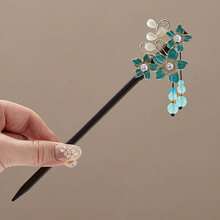 新款中国风多色花朵流苏发夹，搭配珍珠、薰衣草色和蓝色花瓣流苏发饰，流苏由串珠线制成，层叠设计，精致优雅，适合打造精致发髻，可用于婚礼、发髻造型、发夹、发饰等。 - 彩色 - 查看 6