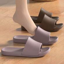 Ciabatte da bagno antiscivolo in EVA, pantofole di lusso e alta moda, adatte per casa, hotel, campeggio all'aperto