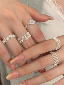 1 pieza Anillo abierto con diseño único de patrón de encaje delicado, anillo de dedo de lujo versátil y apilable con adorno de encaje exquisito para mujeres