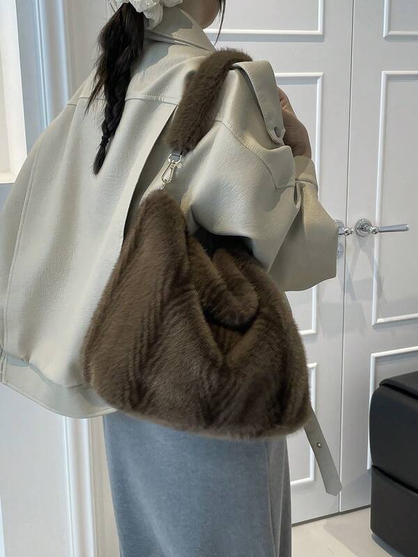 Fluffy Tote Bag Winter Fuzzy Purses For Women Faux Fur Purse Soft Furry Handbag Plush Crossbody Bags