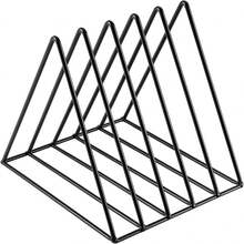 حامل معدني ثلاثي الأضلاع ب- 5 أقسام (أسود)، مثالي لتنظيم الكتب والمستندات والعناصر المتنوعة على مكتبك. حافظ على نظافة مساحة عملك.